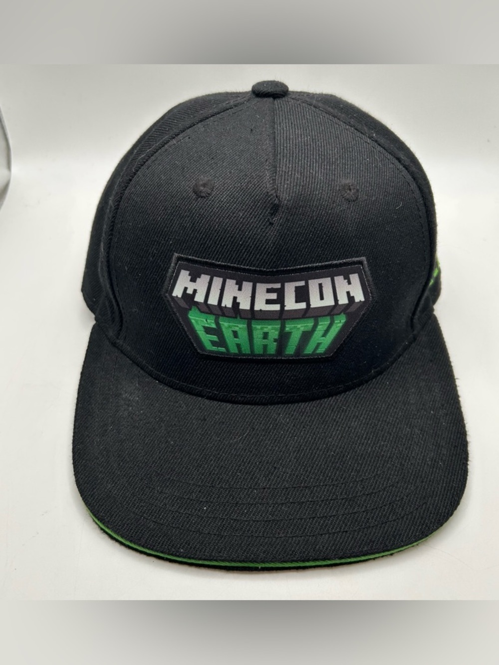 minecon earth snapback hat jinx 2018 Minecraft Collectible